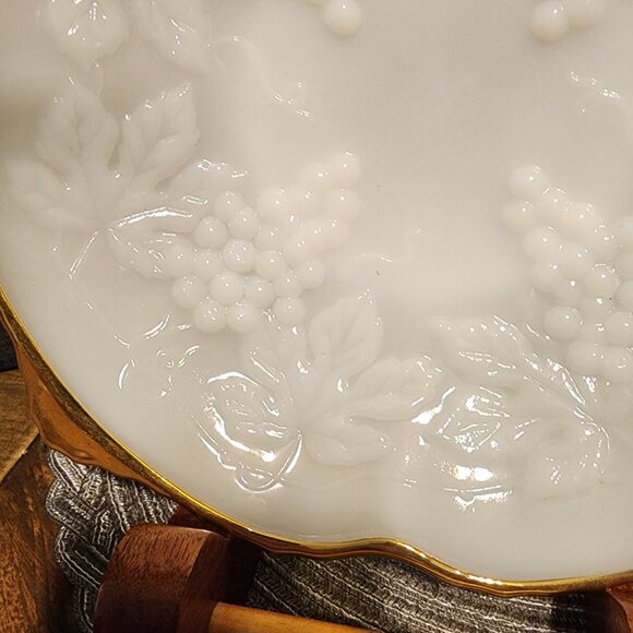 Milk Glass Serving Dish with Gold Leaf - Picture 4 of 5